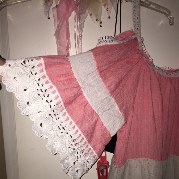 NWT Cold Shoulder “Prairie” Dress - Picture 3 of 4